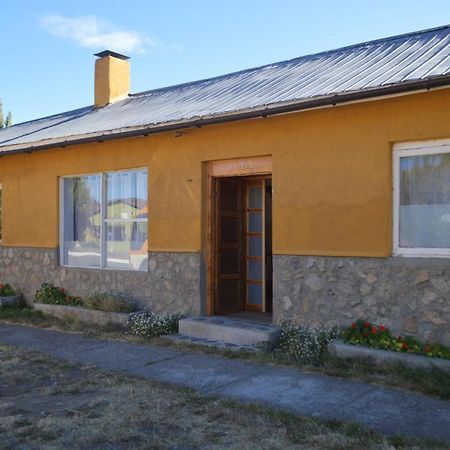 Hostal Y Cabanas Vientos Del Sur Puerto Ingeniero Ibanez エクステリア 写真