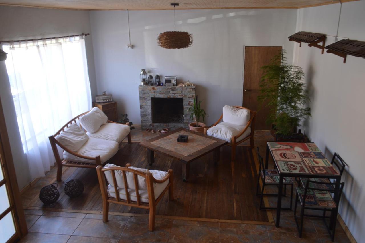 Hostal Y Cabanas Vientos Del Sur Puerto Ingeniero Ibanez エクステリア 写真